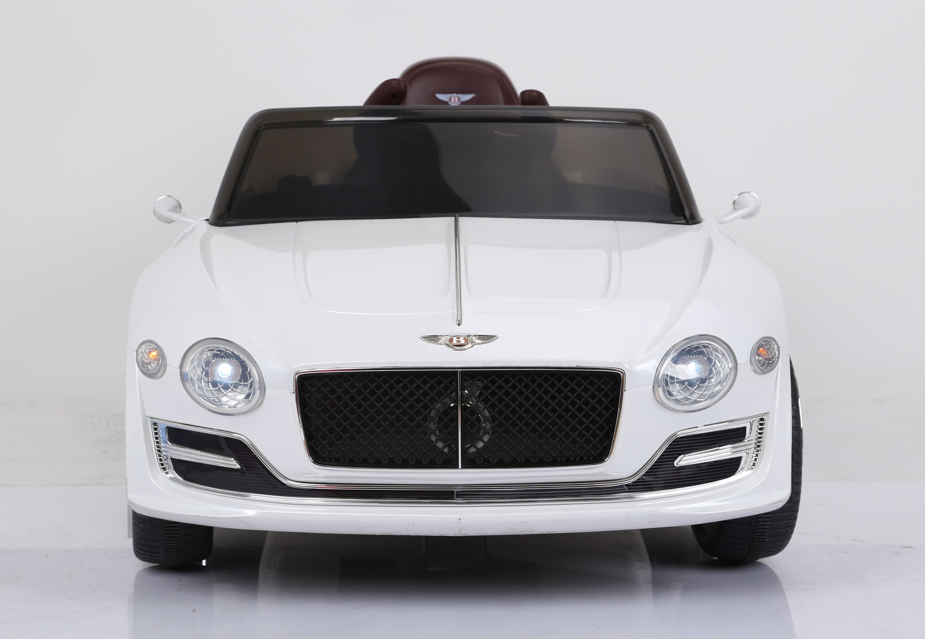 Dječiji električni automobil Bentley EXP 12 bijeli - slika 2