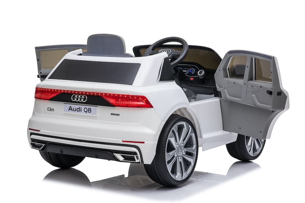 Dječiji električni automobil Audi Q8 bijeli - slika 6